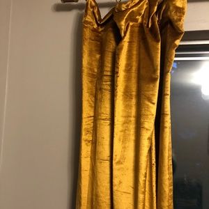 West Elm Luster Velvet Curtain (2 panels) Gold